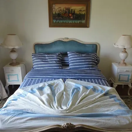 Villa Sao Filipe Baleia